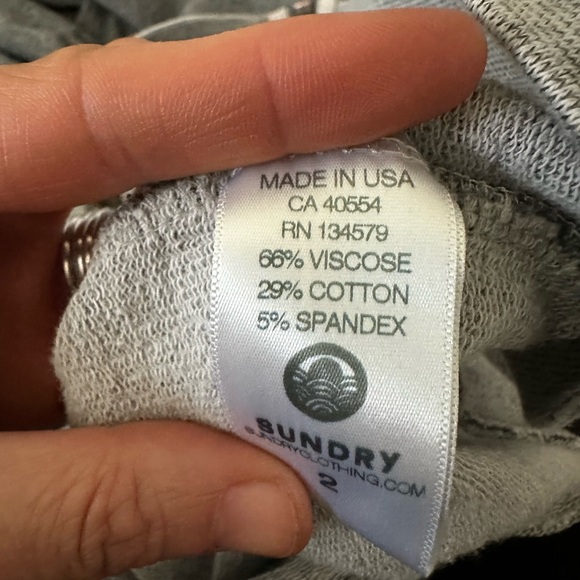 SUNDRY Front Zip Hoodie || MISSING HOODIE STRING - Picture 6 of 9